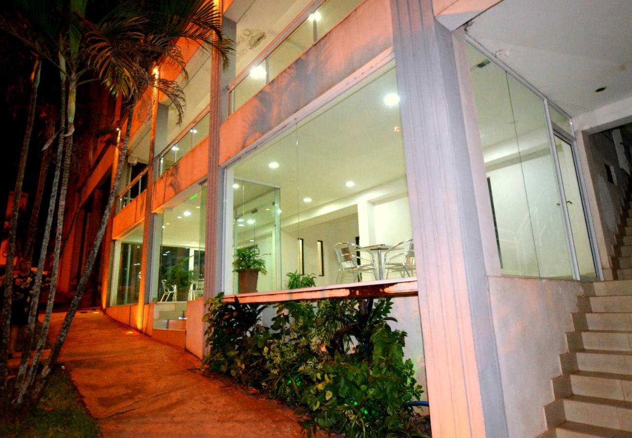 Hosteria Casa Blanca Iguazu Puerto Iguazú Esterno foto