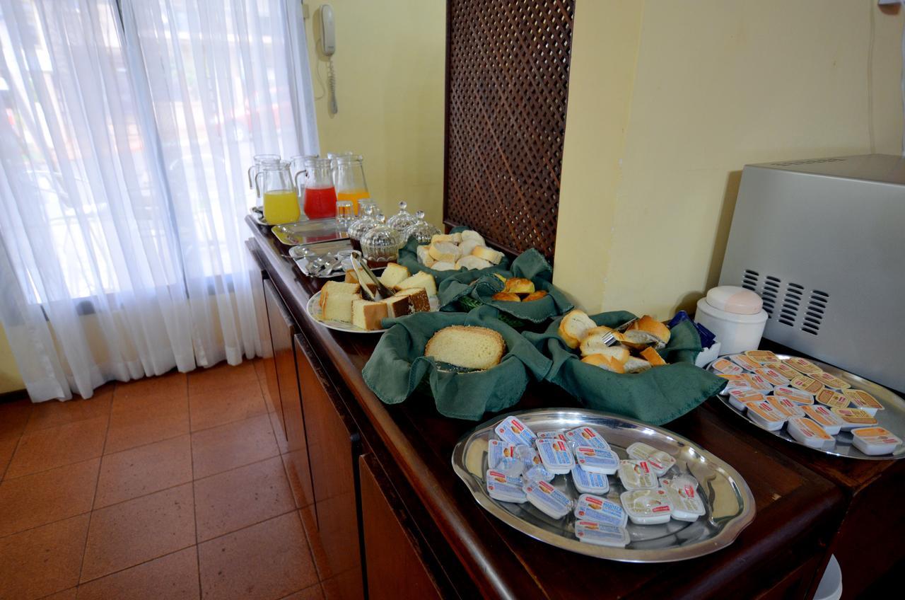 Hosteria Casa Blanca Iguazu Puerto Iguazú Esterno foto