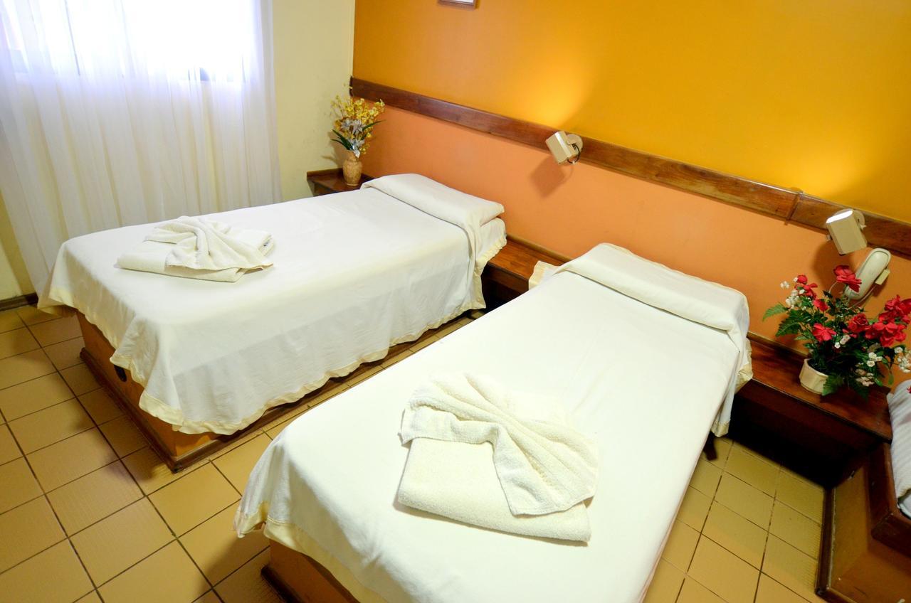 Hosteria Casa Blanca Iguazu Puerto Iguazú Esterno foto
